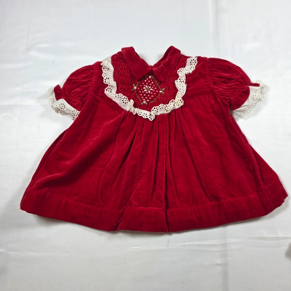 Polly Flinders Vintage Red Velvet Hand Smocked Baby Girl Dress 12M Lace Trim